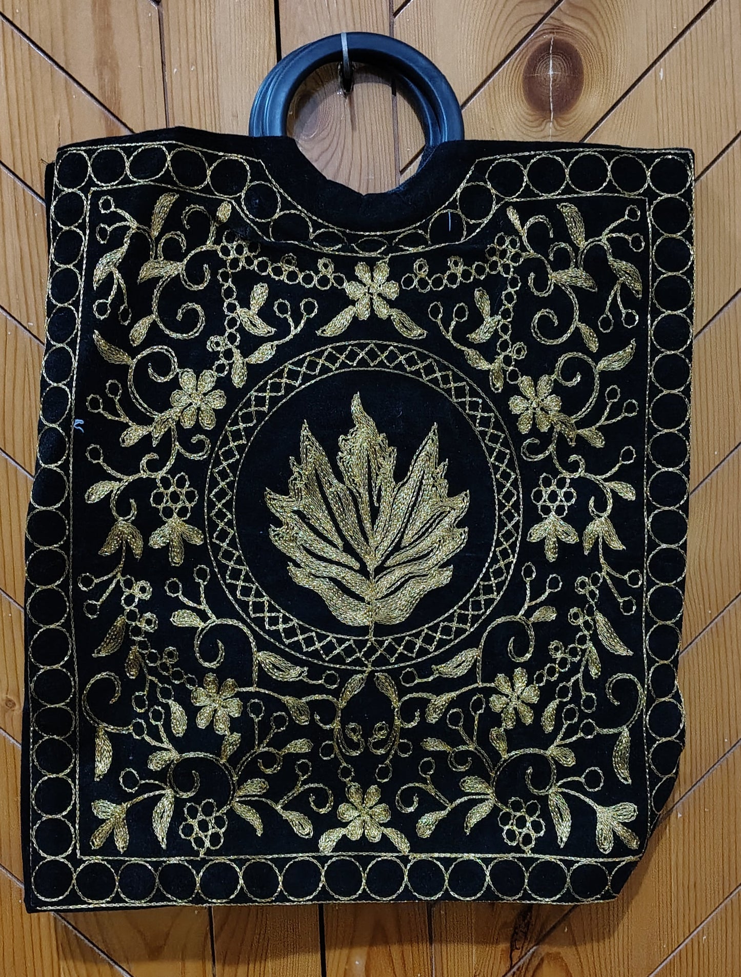 Kashmiri-Crafted Handbags - Non Zipper - Pack of Two